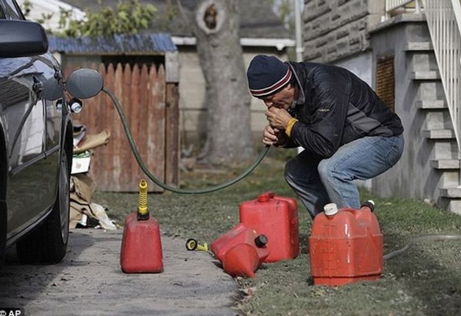 Những t&amp;amp;ecirc;n trộm ngớ ngẩn v&amp;amp;agrave; c&amp;amp;aacute;c vụ &amp;amp;aacute;n h&amp;amp;agrave;i hước nhất thế giới  - Ảnh 1