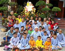 cuoc tai sinh cua co be nguoi rung o ngoi nha moi