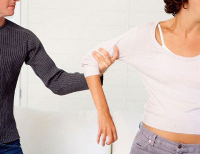 Nỗi đau tận c&amp;amp;ugrave;ng khi mang thai vẫn bị chồng đ&amp;amp;aacute;nh đập - Ảnh 1