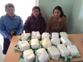 bat giu 3 doi tuong thu giu 15 kg ma tuy tong hop