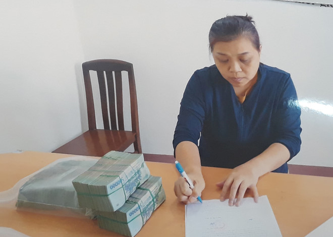 Triệt ph&aacute; đường d&acirc;y bu&ocirc;n b&aacute;n nội tạng người cực lớn