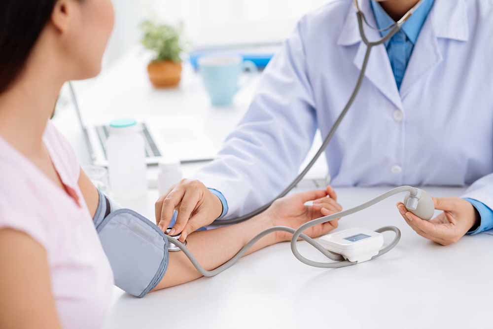 10 căn bệnh ai cũng c&oacute; thể mắc phải khi đạt đến độ tuổi 40