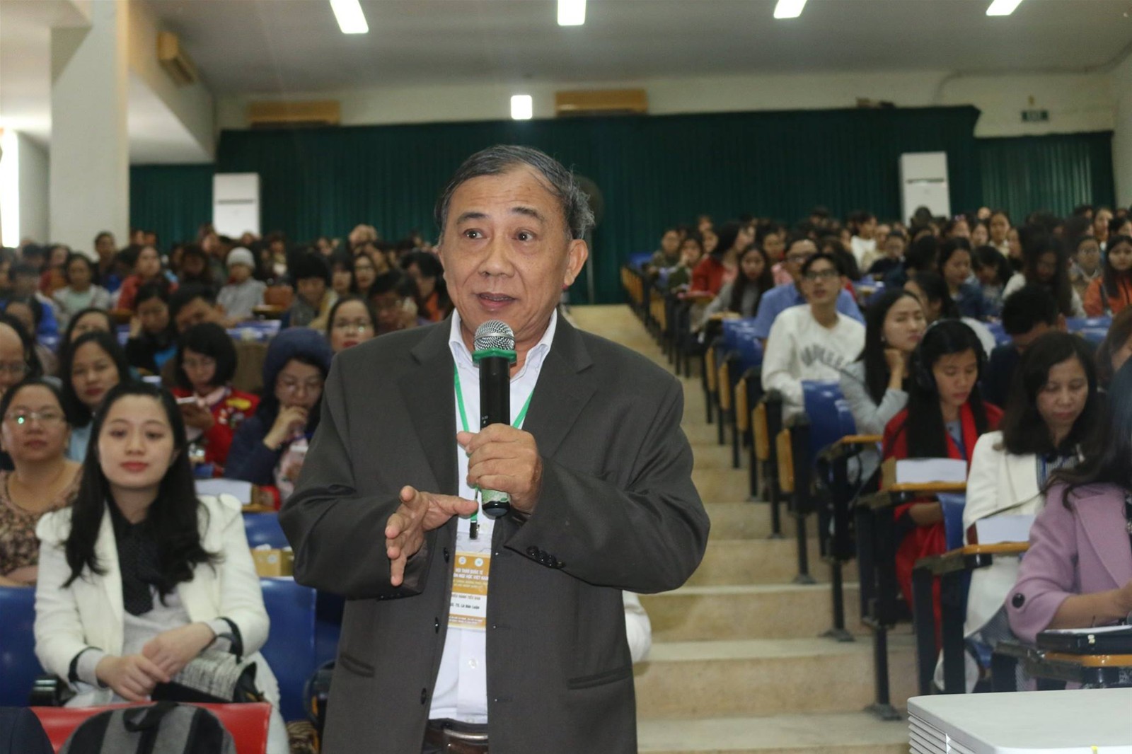 Mồng ba tết thầy&hellip;