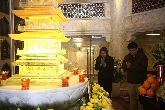 Rủ nhau lên Fansipan ngắm băng trốn nóng đầu năm mới
