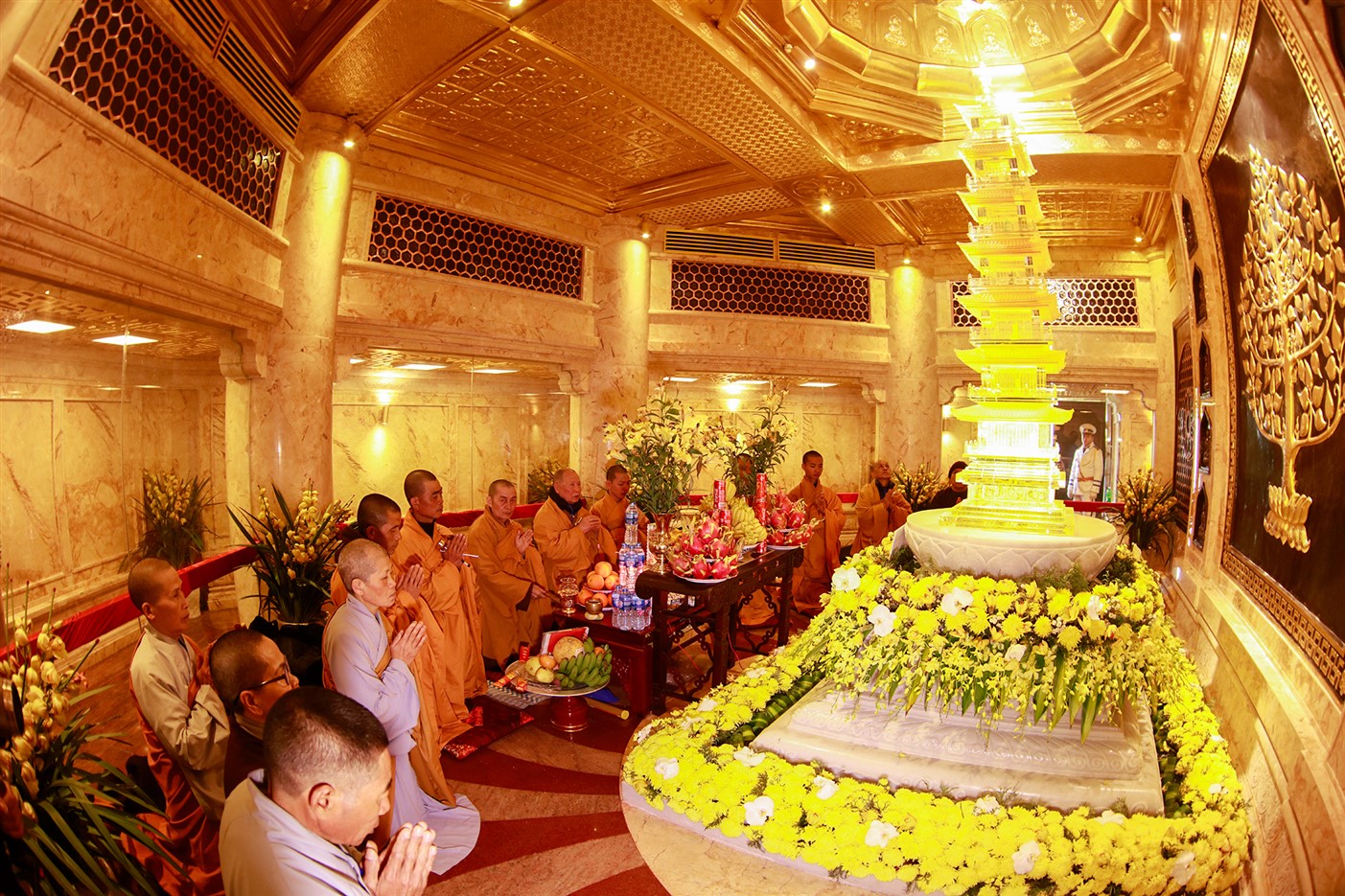 M&ecirc; mẩn với sắc xu&acirc;n T&acirc;y Bắc trong Hội Xu&acirc;n Mở Cổng trời Fansipan
