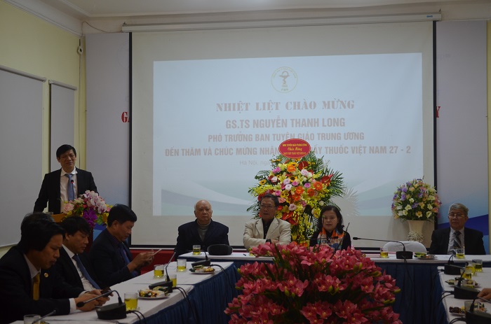 Chủ tịch Ủy  ban c&aacute;c vấn đề x&atilde; hội của Quốc hội thăm v&agrave; ch&uacute;c mừng Tổng hội Y học Việt Nam nh&acirc;n Ng&agrave;y Thầy thuốc Việt Nam 27/2