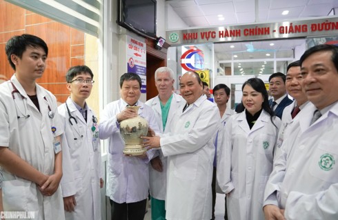 Nhiều hoạt động kỷ niệm Ng&agrave;y thầy thuốc Việt Nam