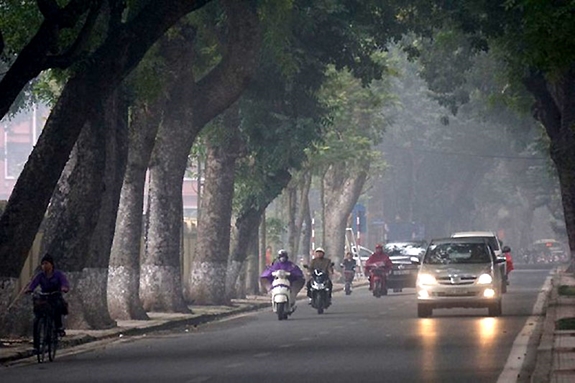 Nhiều khu vực tr&ecirc;n cả nước c&oacute; mưa, Bắc Bộ r&eacute;t về đ&ecirc;m v&agrave; s&aacute;ng sớm