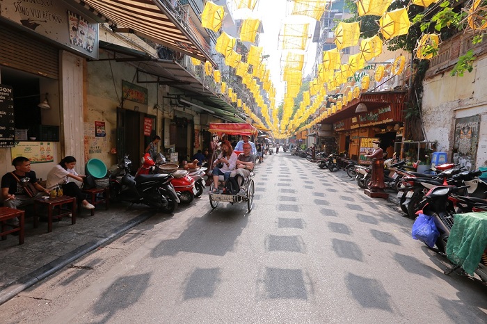 H&agrave; Nội đ&atilde; đi qua mười hai m&ugrave;a hoa