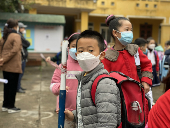 Phó Thủ tướng Vũ Đức Đam: Thống nhất trên toàn quốc việc mở cửa trở lại trường học