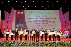 vinh phuc ky niem 93 nam ngay thanh lap dang cong san viet nam va 60 nam ngay bac ho ve tham vinh phuc