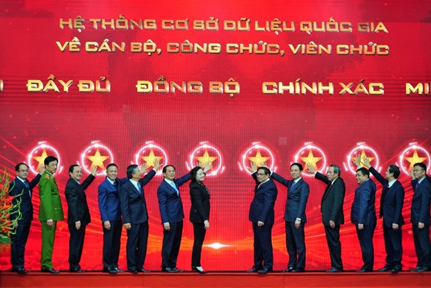 Sẽ t&iacute;ch hợp cơ sở dữ liệu quốc gia về c&ocirc;ng chức với d&acirc;n cư, bảo hiểm