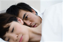 toi hom vo vao nha nghi toi cho con den doi vo ben kia duong