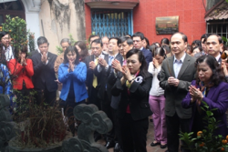 le dang huong tuong nho dai danh y hai thuong lan ong le huu trac va dai danh y thien su tue tinh