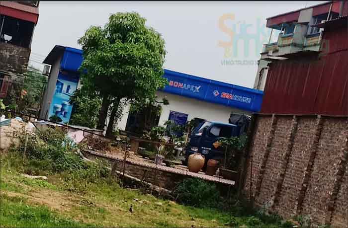 Xưởng sản xuất sơn “thiếu đủ thứ” vẫn ngang nhiên hoạt động trong khu dân cư