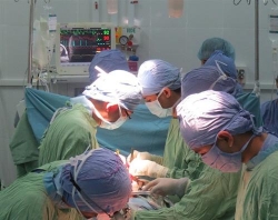 khanh hoa phat trien nhieu ky thuat moi trong dieu tri nhieu benh ly kho
