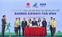 ra mat cau lac bo dao tao bong da tre bamboo airways thai binh