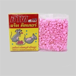 quang ninh be trai 2 tuoi an nham phai thuoc chuot
