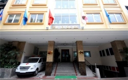 benh vien hong ngoc bi phe binh chu quan khong dung quy trinh khi tham kham benh nhan thu 17