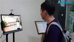 aimehotel gioi thieu san pham phan mem nhan vien le tan ao