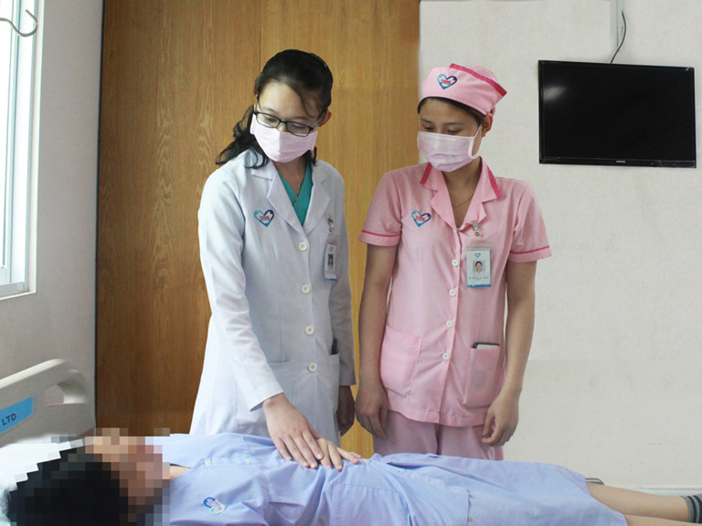 Khánh Hòa: Thai ngoài tử cung bị vỡ, bệnh nhân được cứu sống