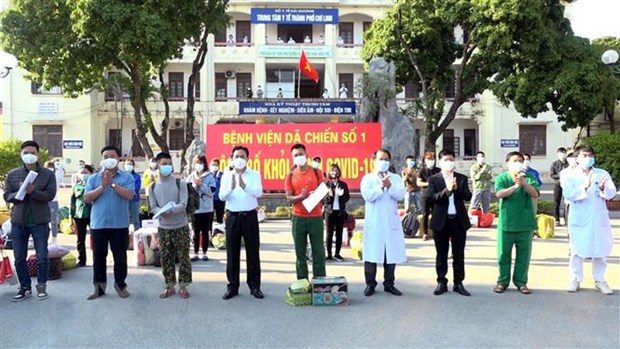 Nh&igrave;n lại 1 th&aacute;ng chống dịch: C&agrave;ng kh&oacute; khăn c&agrave;ng phải b&igrave;nh tĩnh, tỉnh t&aacute;o