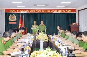 thu truong le quy vuong den tham va lam viec voi cong an dong nai