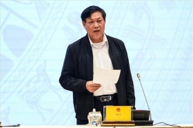 thu truong bo y te nguoi dan khong nen tich tru kit test