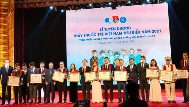 Lễ vinh danh 10 thầy thuốc trẻ Việt Nam tiêu biểu 2021