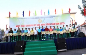 gan 2000 nguoi tham gia ngay chay olympic vi suc khoe toan dan tpthu duc nam 2023