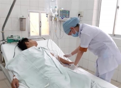 khanh hoa bi dam thau tim benh nhan duoc cuu song