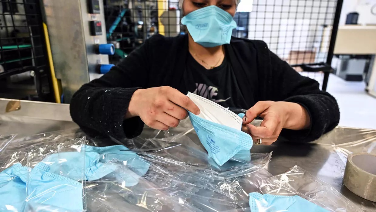 Pháp sản xuất khẩu trang có thể dùng 100 lần