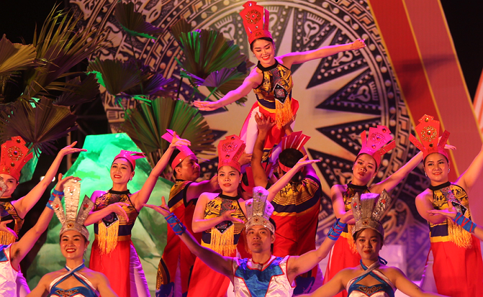 Tự h&agrave;o nguồn cội v&agrave; kh&aacute;t vọng Việt Nam