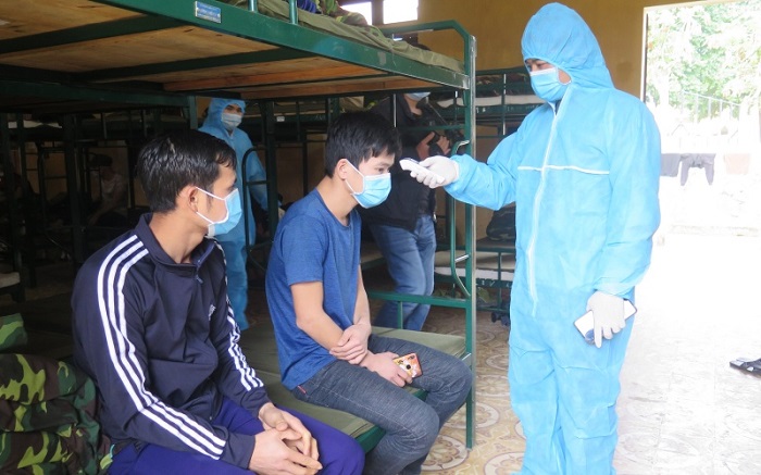 Việt Nam c&oacute; th&ecirc;m 3 ca mắc Covid-19 trong v&ograve;ng 12 giờ, cảnh gi&aacute;c cao độ trước nguy cơ dịch t&aacute;i x&acirc;m nhập