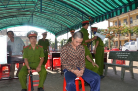 xet xu vu gay roi o binh duong trom may tinh ve choi dien tu