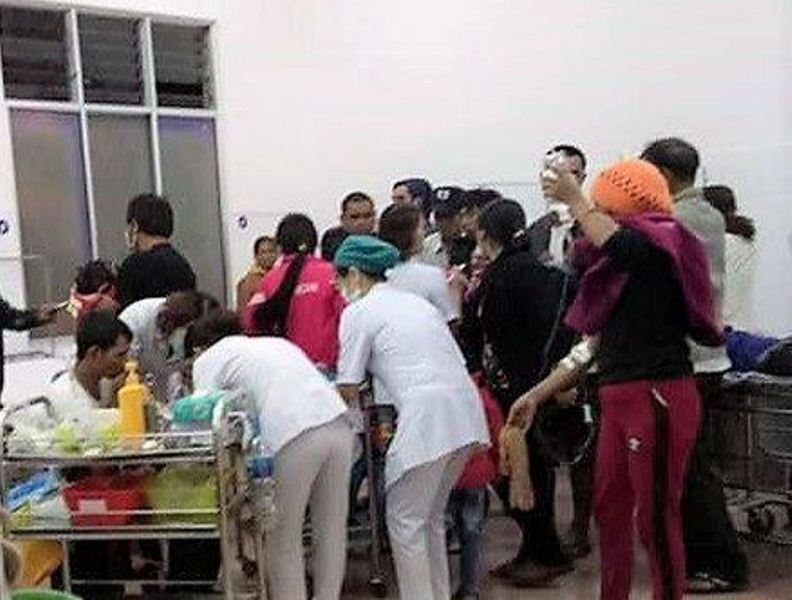 Đi ăn cưới, 136 người phải nhập viện câp cứu nghị bị ngộ độc