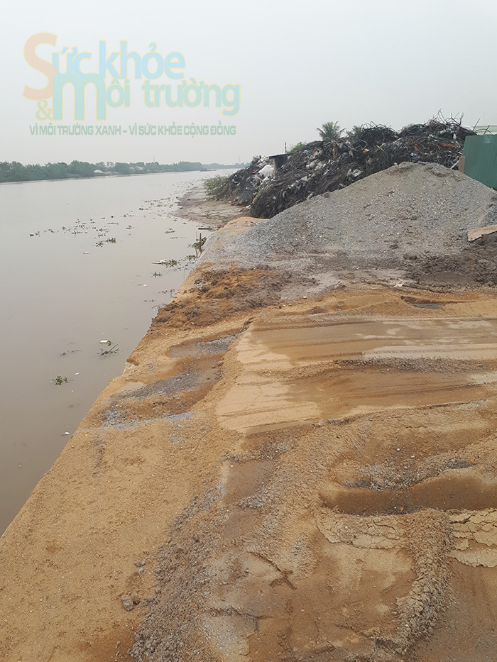 Thách thức dư luận trạm trộn bê tông nghi “không phép” ngang nhiên tồn tại