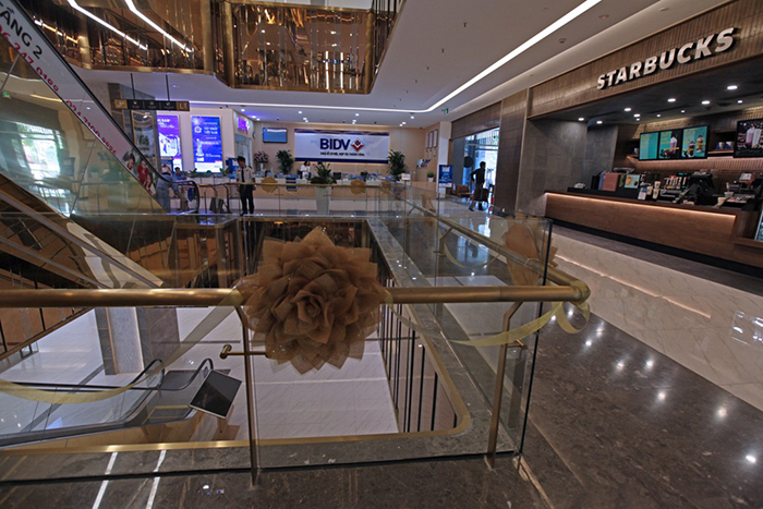 Săn khuyến mại hấp dẫn tại Sun Plaza Thụy Khu&ecirc; dịp khai trương