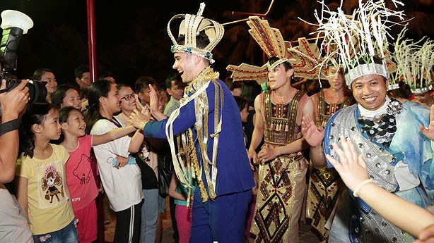 Lễ hội Carnaval đường phố DIFF 2019- bữa tiệc của những sắc màu và vũ điệu