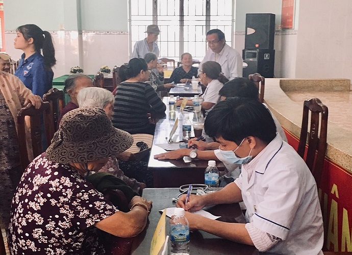 Khánh Hòa: Hơn 500 người cao tuổi được khám bệnh và cấp thuốc miễn phí