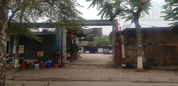 Hà Nội: Ai giúp các bãi gửi xe không phép “sống khỏe” tại phường Thịnh Liệt?