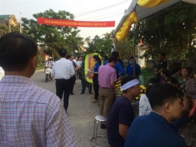 vinh biet anh chang trai chong giac covid 19