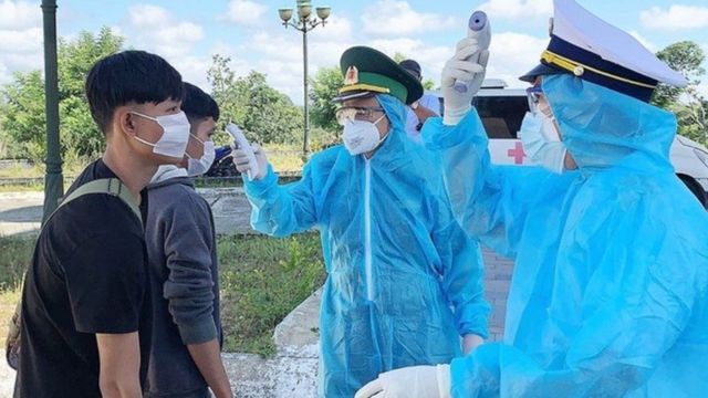 Bộ Y tế yêu cầu các địa phương dừng một số dịch vụ có nguy cơ cao lây lan dịch Covid-19