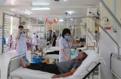 khanh hoa hon 171 don vi mau va che pham mau duoc su dung trong 4 ngay nghi le