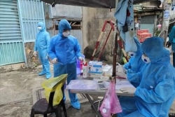 be trai 1 tuoi o quan hai ba trung ha noi mac covid 19