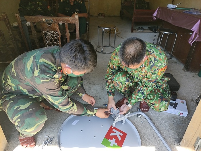 Thừa Thi&ecirc;n Huế: Người l&iacute;nh tr&ecirc;n tuyến đầu chống dịch