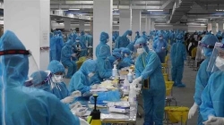 200 nhan vien y te tinh nguyen tu quang ninh xuyen dem ve bac giang than toc lay mau xet nghiem