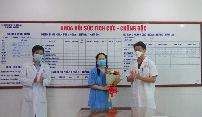 Nữ điều dưỡng tại Đà Nẵng sốc phản vệ sau tiêm vắc-xin phòng Covid-19 được ra viện