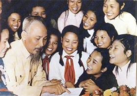 ky niem 131 nam ngay sinh chu tich ho chi minh 1951890 1952021 thang nam nho bac