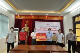 thu ngo cua vien suc khoe va moi truong vi cong dong chung tay day lui dich benh covid 19